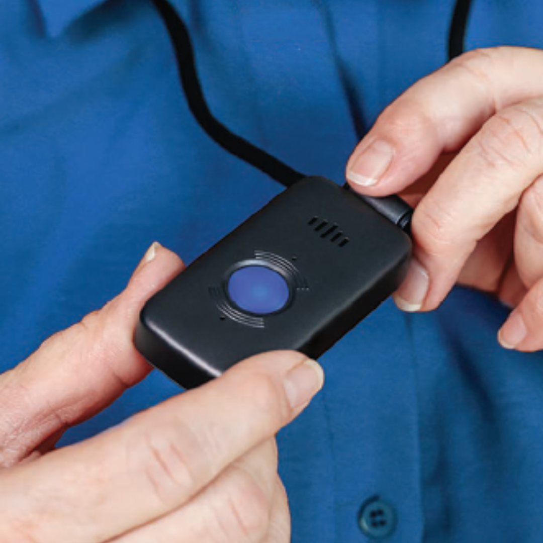 Mobile Emergency Pendant with Fall Detection - Image 2